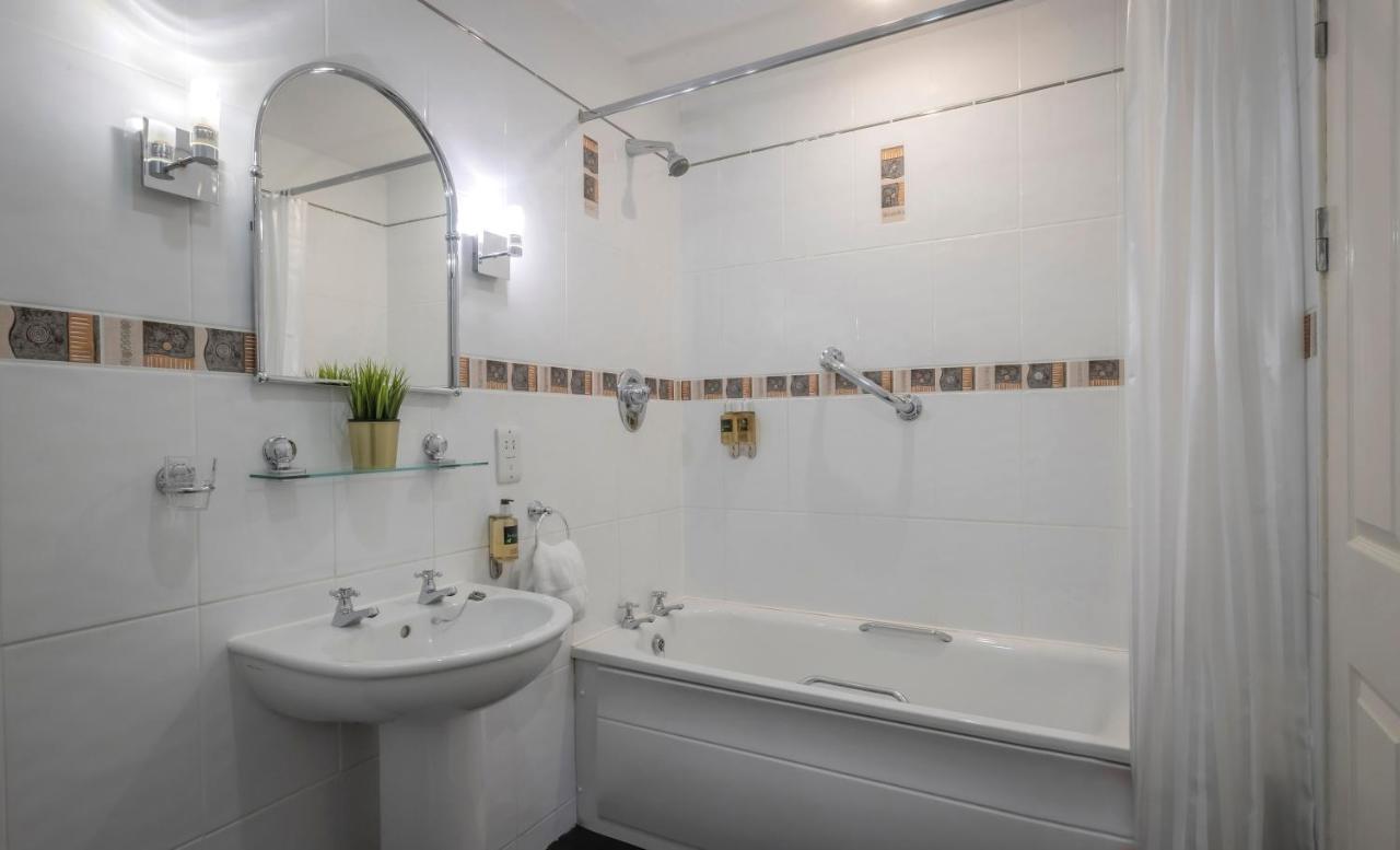 Gleneagle River Apartments Кілларні Екстер'єр фото