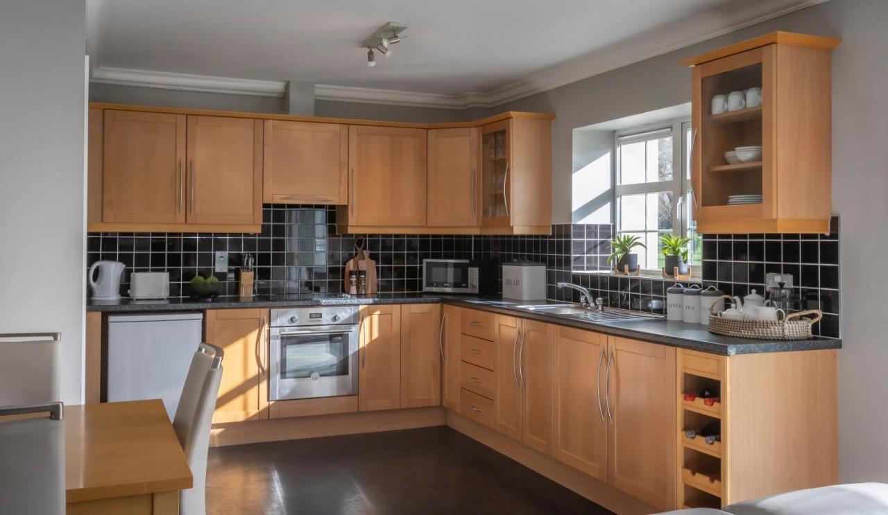 Gleneagle River Apartments Кілларні Екстер'єр фото